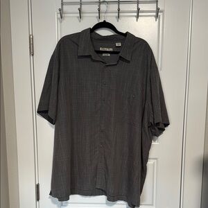Men's Dark Gray Casual Button-Down Shirt